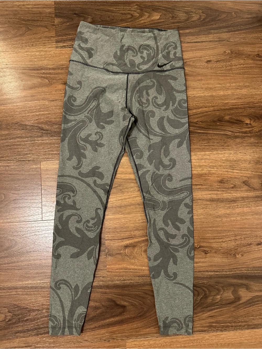 Nike Gray Floral-Scroll High-Rise Leggings